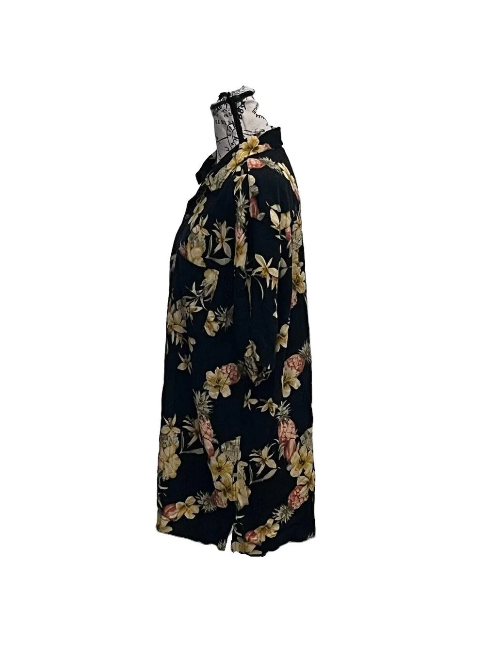 Steve & Barry’s Hawaiian L Shirt Black Pineapple Floral Tropical Aloha Resort